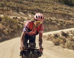 Documental sobre la victoria de Lachlan Morton en Badlands