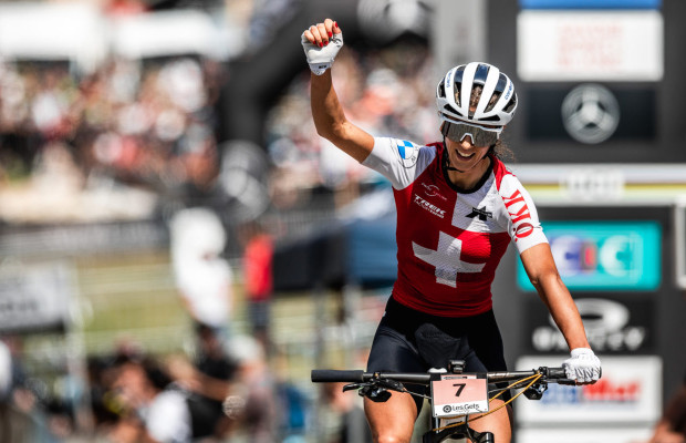 Jolanda Neff et Anton Cooper quittent le Trek Factory Racing