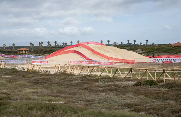 A Copa do Mundo de CX da Sardenha foi CANCELADA devido às condições de vento