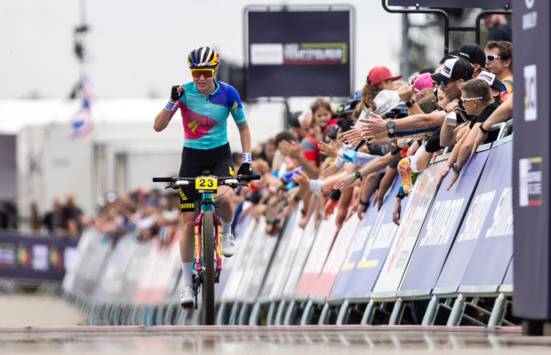 Laura Stigger signs with the road team SD Worx-Protime
