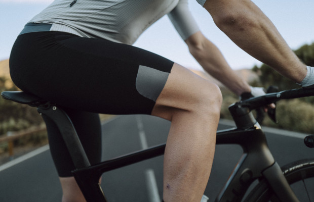 New Q36.5 Unique Pro, the seamless bib shorts that redefine excellence