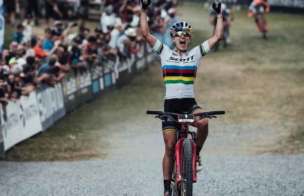 Kate Courtney quitte le SCOTT SRAM