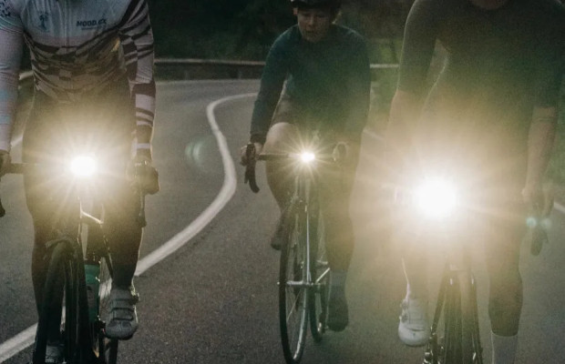 Las nuevas normas que la DGT prepara para 2025 y que afectan a los ciclistas