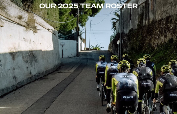 Pidcock emmène son entraîneur et son frère au Q36.5