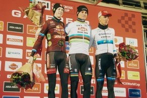 Van der Poel extends his dominance in the Gavere World Cup