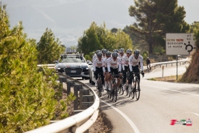 What training sessions does Pogacar and the rest of UAE do at this time?