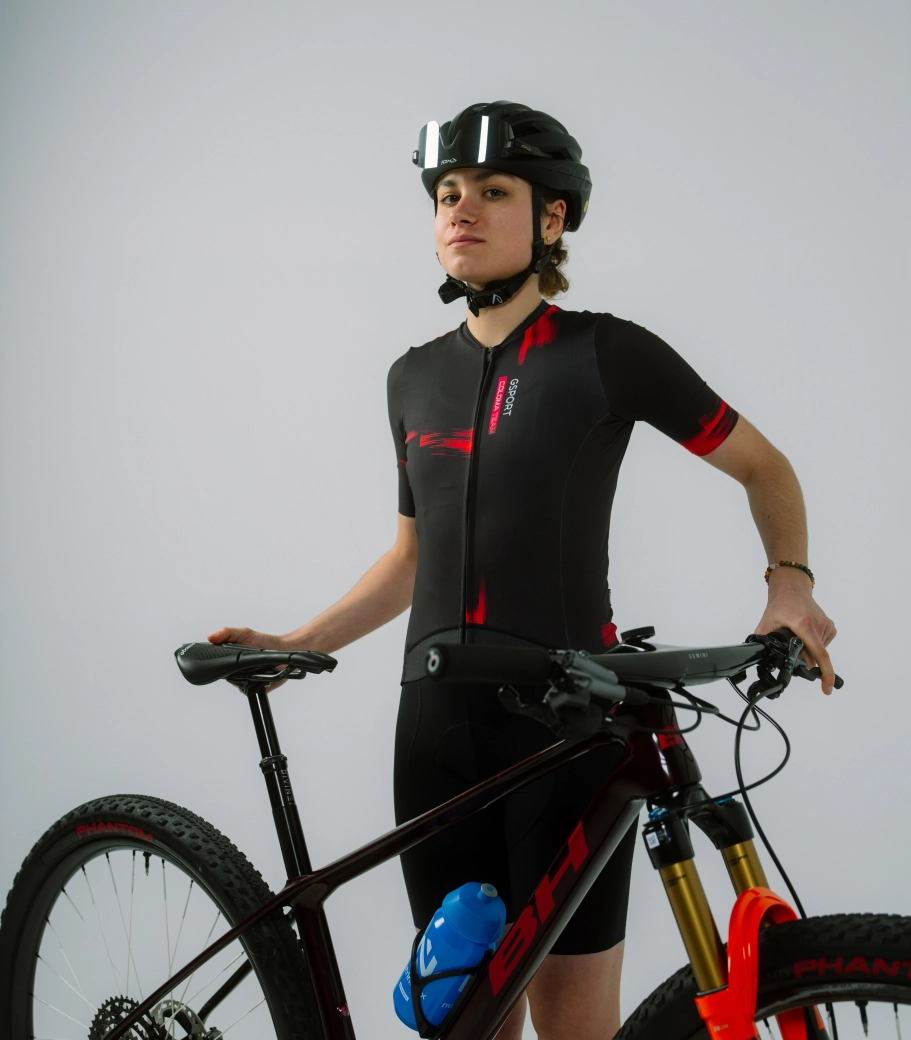 The young talent Olivia Onesti signs with the BH Coloma Team