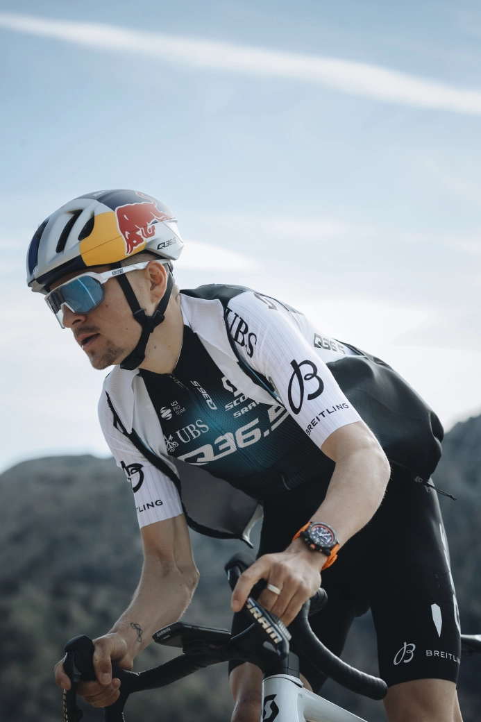 Tom Pidcock debuts the revolutionary Q36.5 kit for 2025