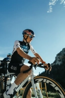 Tom Pidcock debuts the revolutionary Q36.5 kit for 2025