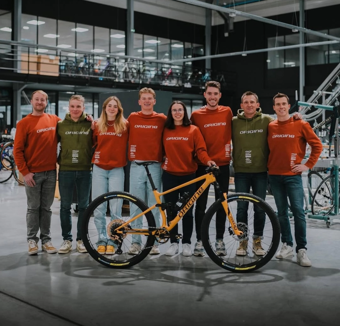 L'équipe Origine Racing Division fait irruption dans la Coupe du Monde XCO