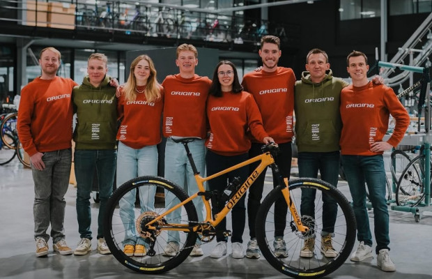El Origine Racing Division irrumpe en la Copa del Mundo XCO