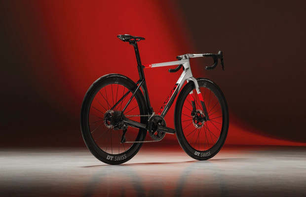 The new Basso Sempre Veloce takes its own path - all road aero?