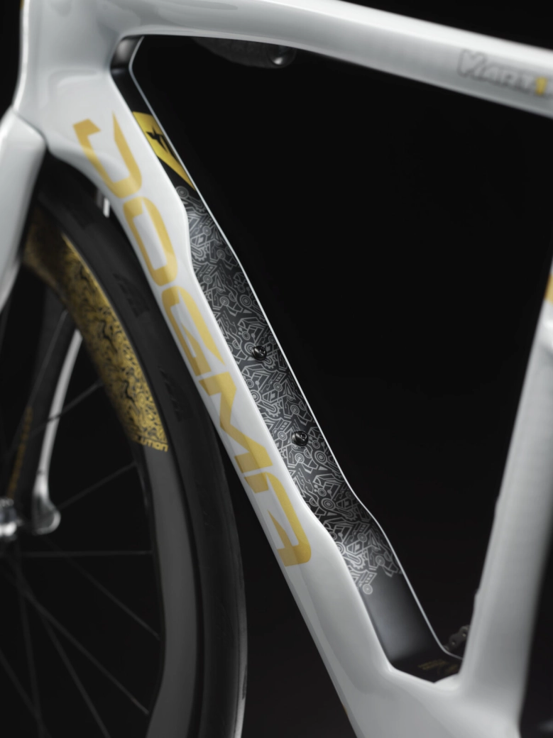 Le champion du MotoGP Jorge Martín rejoint Pinarello