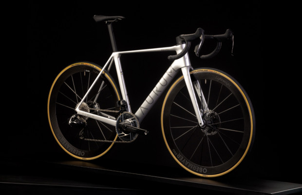 Aurum and Lightweight present a limited edition of Magma