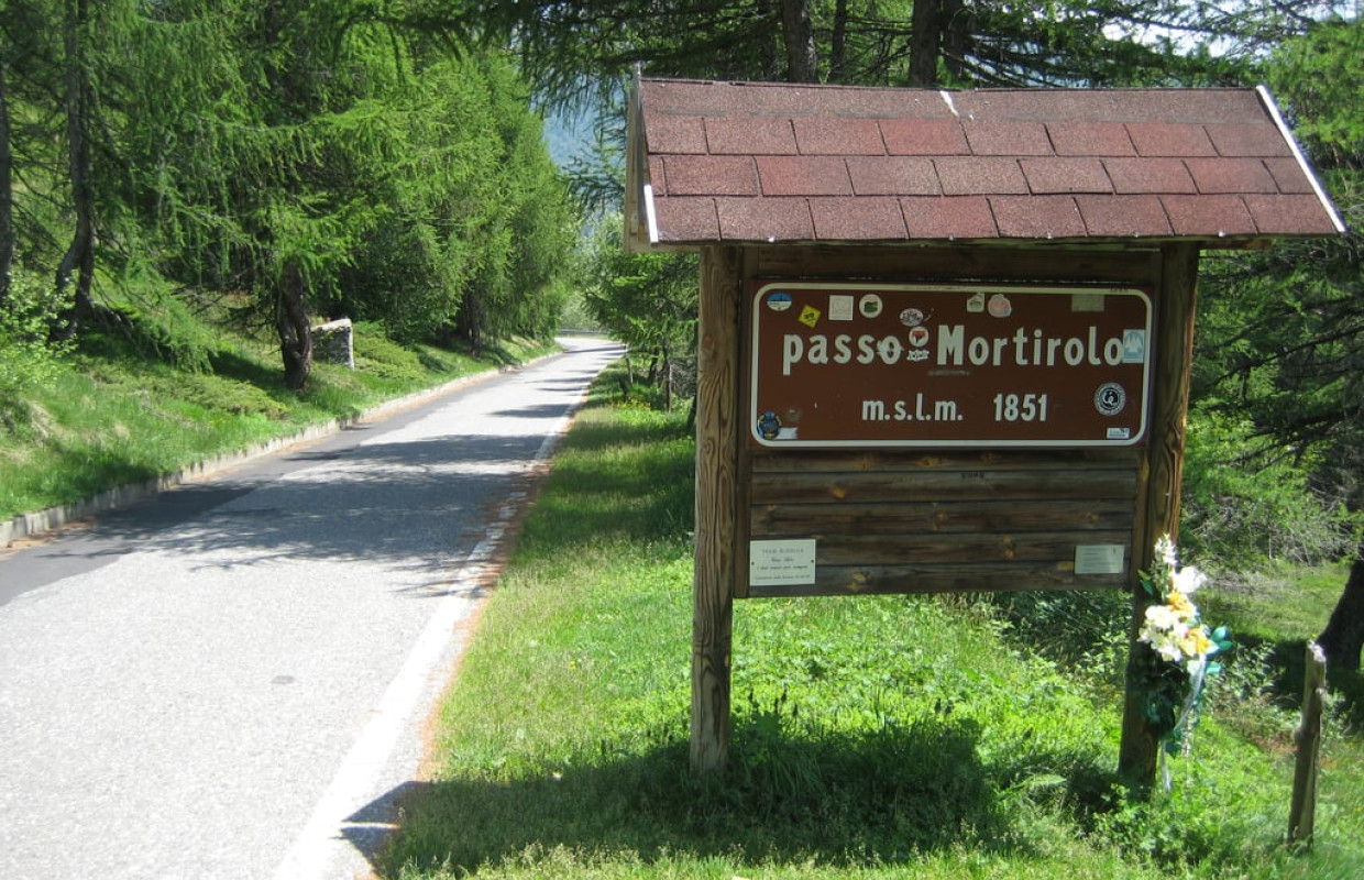 The Giro includes an unprecedented "deadly" variant of the Mortirolo with slopes of up to 25