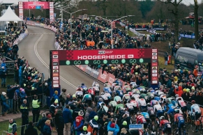 Crushing dominance of Mathieu van der Poel in the closing of the World Cup