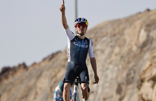 Pidcock gana la primera con el Q36.5