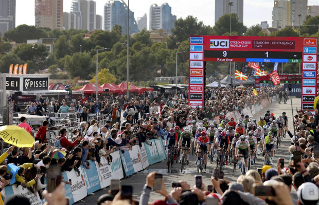 A Copa do Mundo de CX 2025-26 está chegando: 12 sedes e uma parada importante em Benidorm