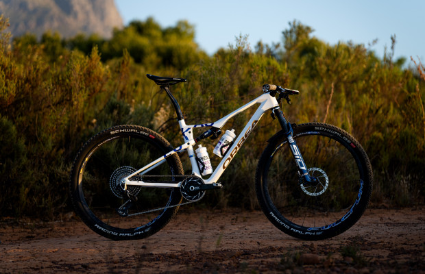 Electronic suspensions with rigid seatpost, that's the spectacular Lukas Baum's Orbea Oiz European Champion edition