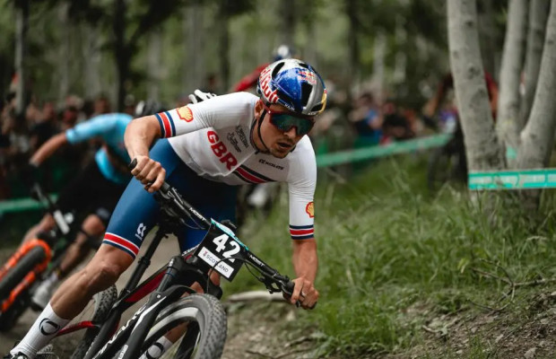 O Q36.5 cria uma equipe UCI de MTB para Pirdcock