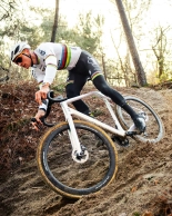 Van der Poel reveals his calendar for 2025 and confirms the XCO World Championship