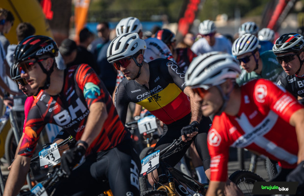 Le premier casque de Fizik ?