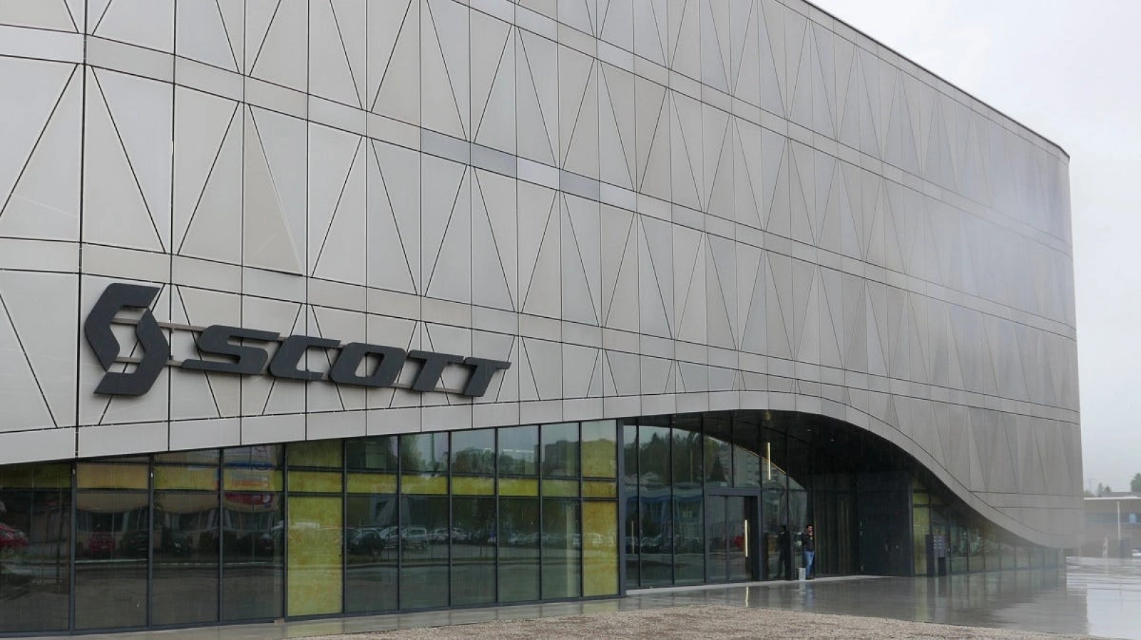 SCOTT Sports is acquired by the South Korean company Youngone