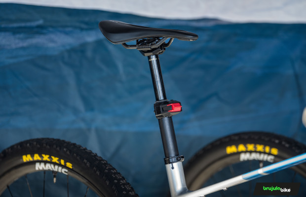 The new and unprecedented Rock Shox Reverb seatpost arrives at the competition
