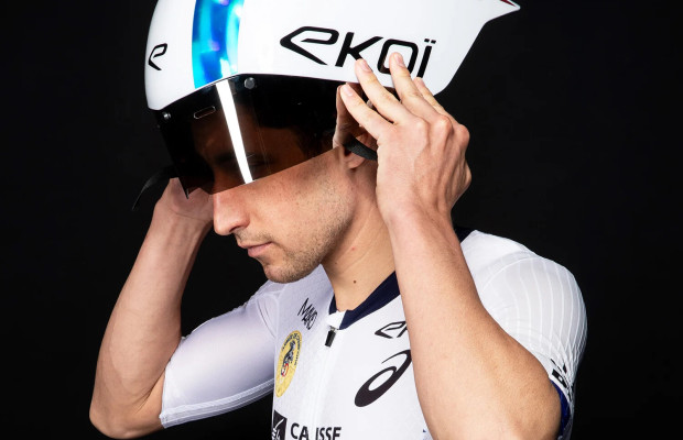 This giant Ekoi time trial helmet has been designed by AI