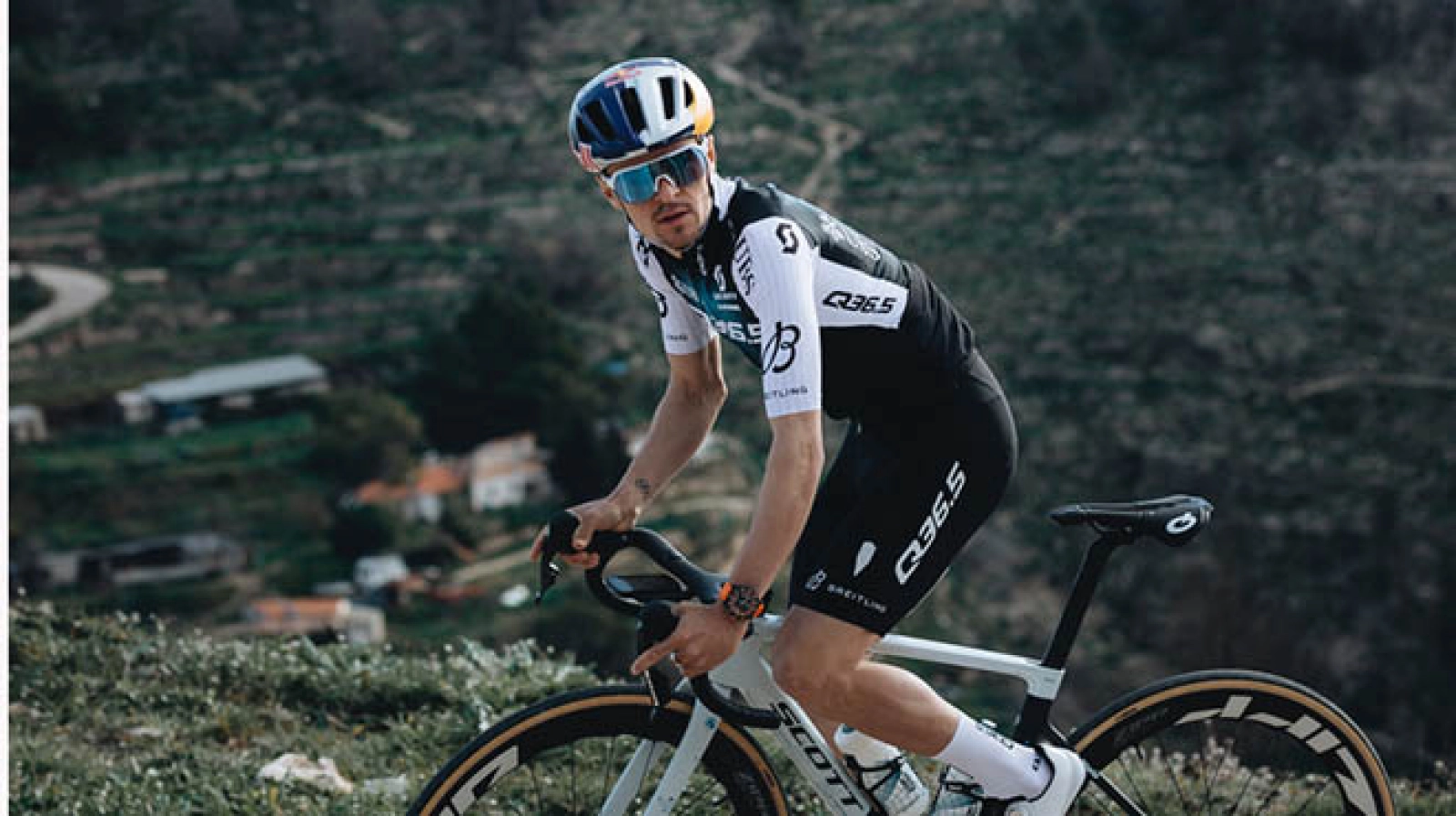 Comienza la Vuelta a Andalucía 2025 con una participación de lujo: dónde ver en directo