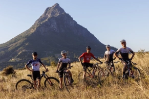 Nino Schurter e Filippo Colombo na Cape Epic 2025