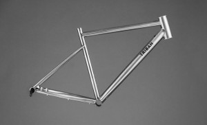 decathlon-triban-gravel-titanio/