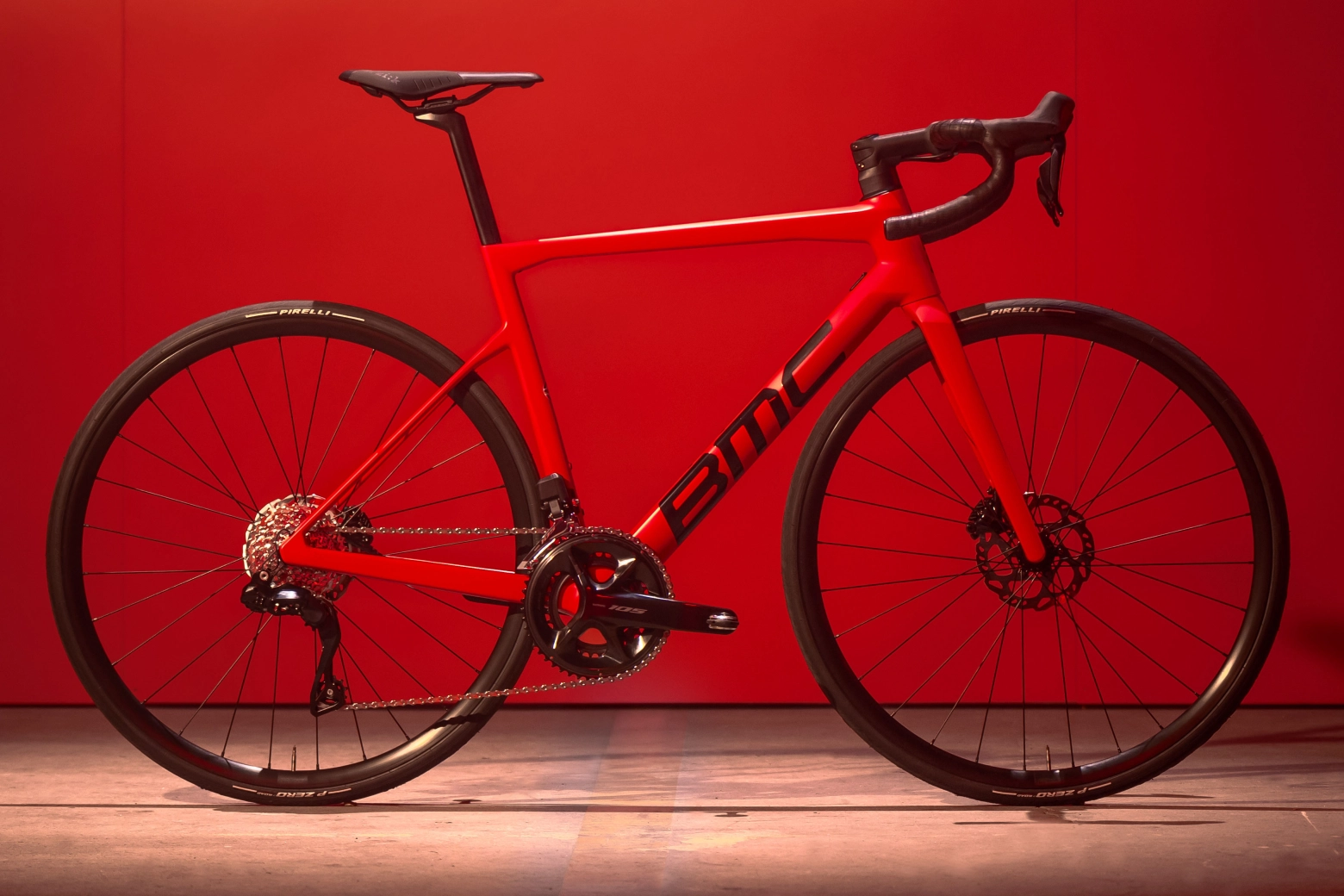 Integración total para la nueva BMC Teammachine SLR 2025