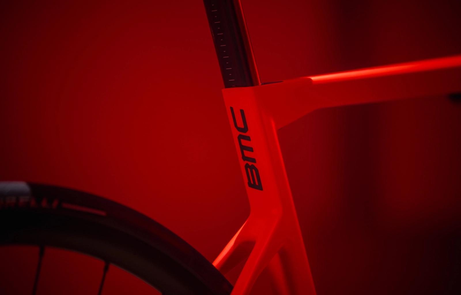 Integración total para la nueva BMC Teammachine SLR 2025