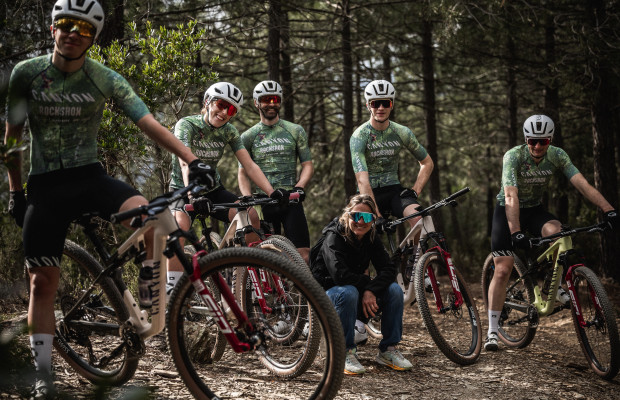 Do Jenny Rissveds a Van der Poel, a Canyon apresenta seus ciclistas XCO 2025