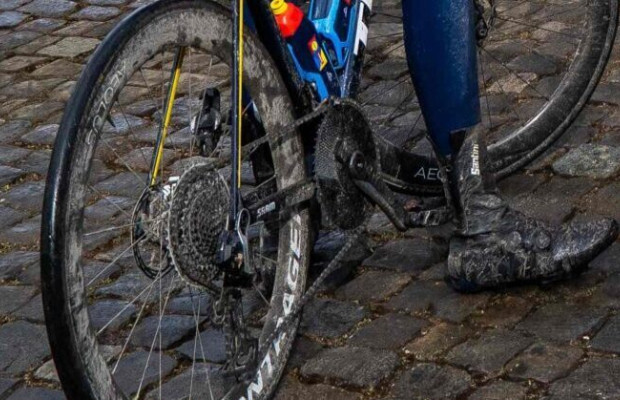 O Lidl-Trek escolhe componentes de gravel para as Clássicas