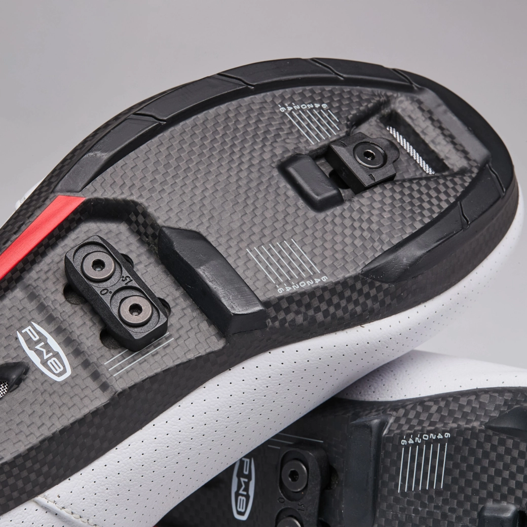 The radical Ekoi pedals go on sale without any issues with the UCI