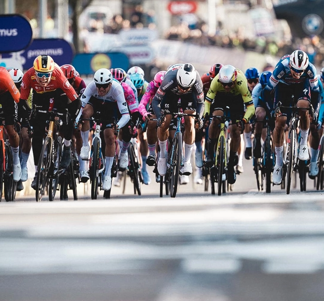 Søren Wærenskjold wins the sprint at Omloop Het Nieuwsblad in which Van Aert finishes outside the top 10