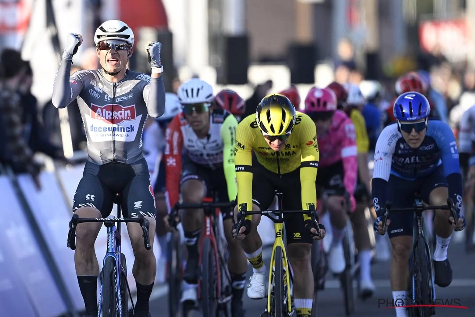 Jasper Philipsen gives himself a victory in Kuurne-Brussels-Kuurne for his birthday