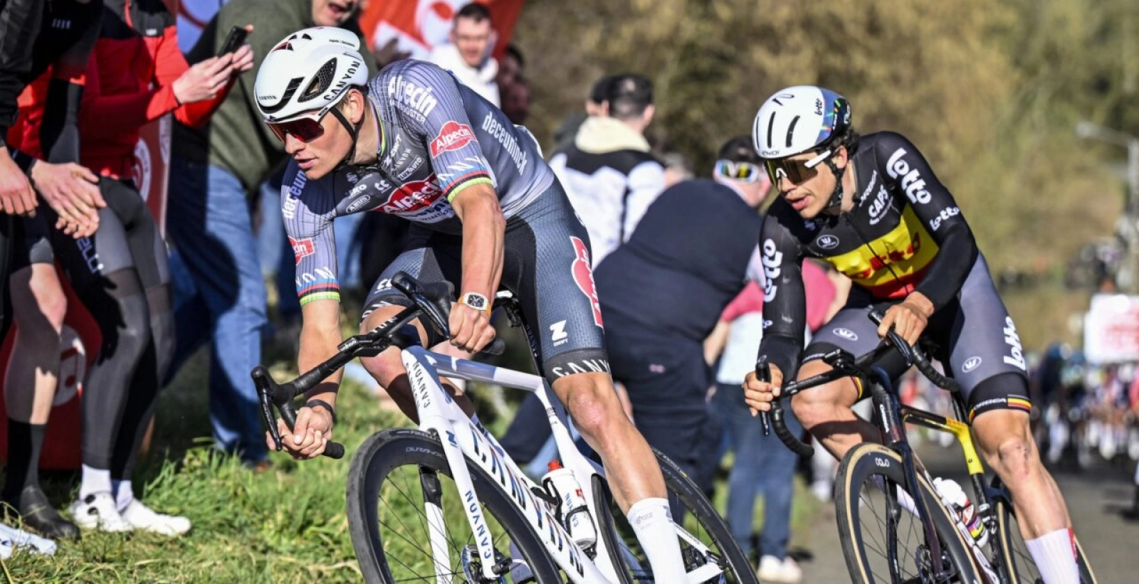Mathieu van der Poel también se estrena con victoria tras imponerse con facilidad en la Ename Samyn Classic