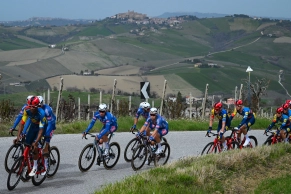 Juan Ayuso in search of the Tirreno-Adriatico 2025 trident