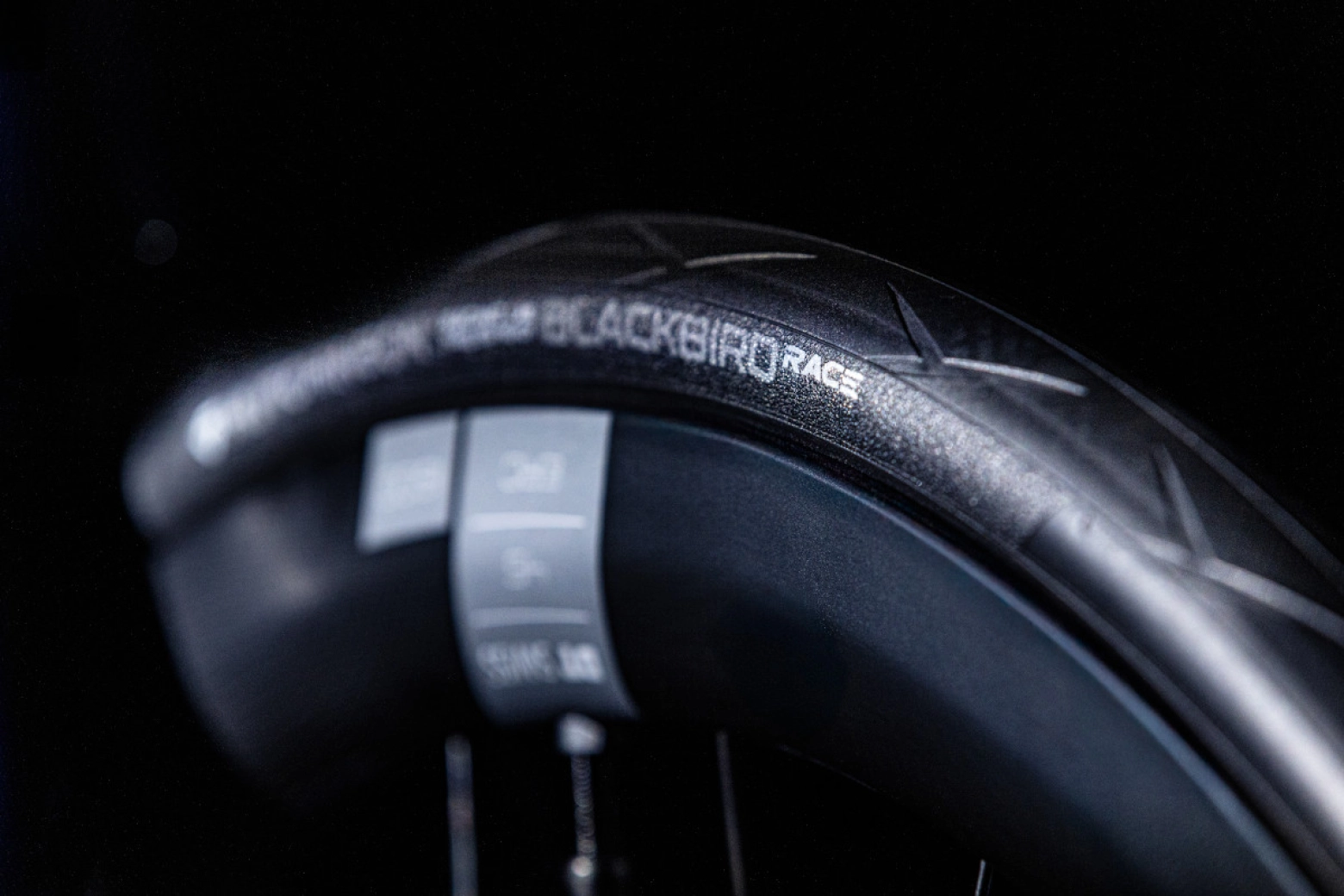 Hutchinson expands the options of its Blackbird tires with two new versions