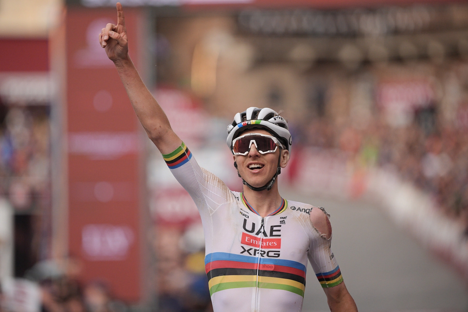 Tadej Pogacar wins his third Strade Bianche after recovering from a strong crash