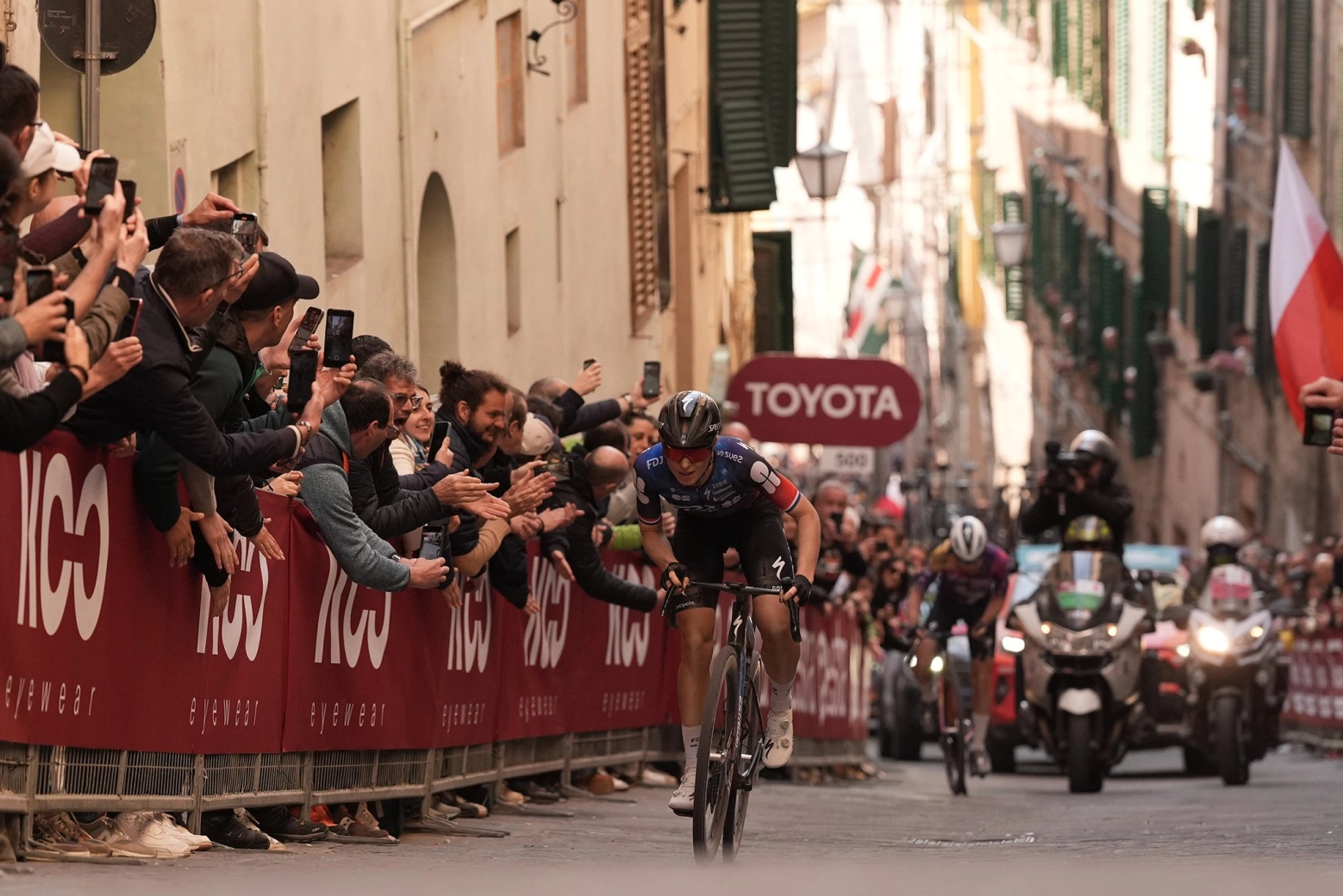 Tadej Pogacar wins his third Strade Bianche after recovering from a strong crash