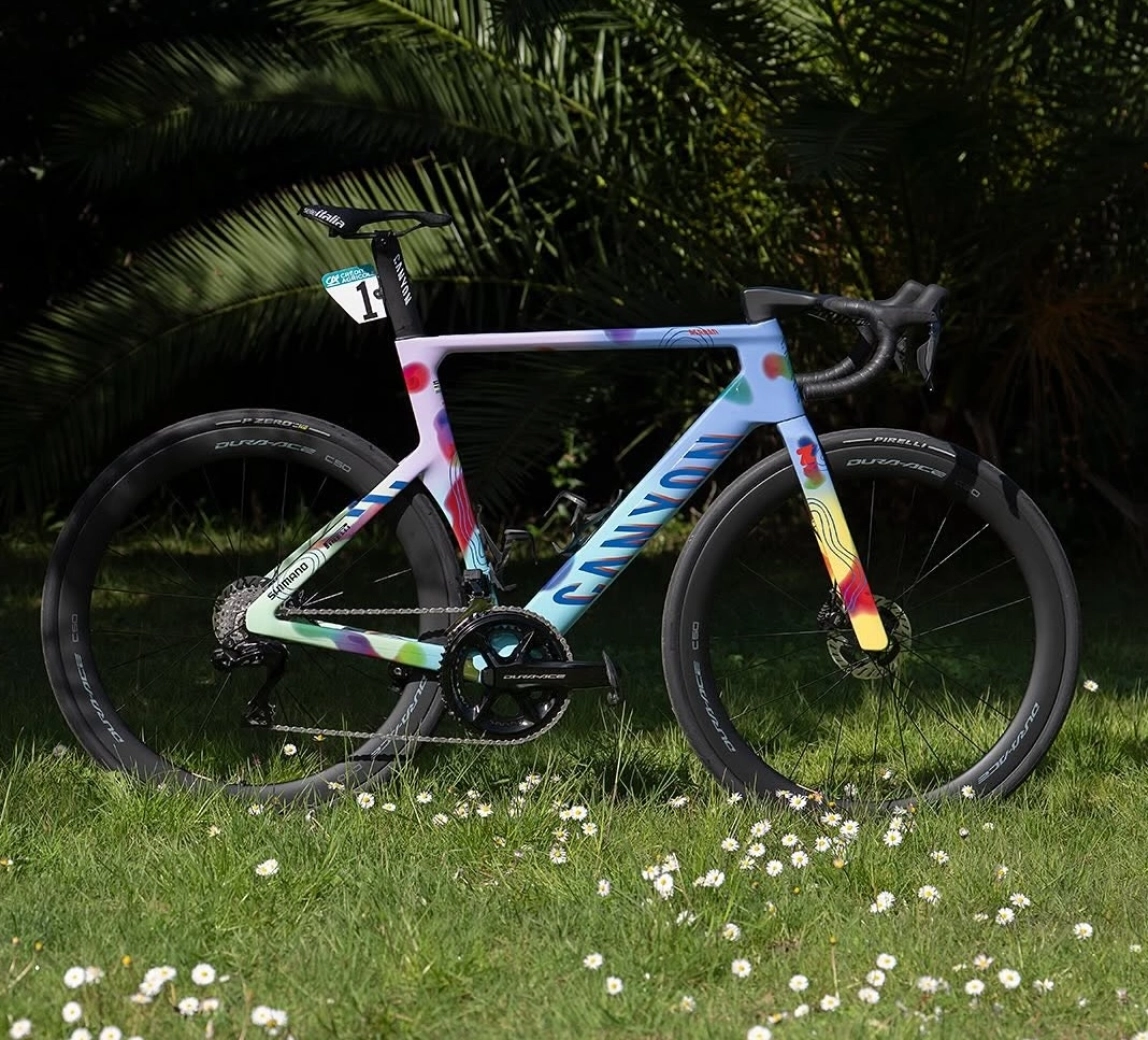 Van der Poel estrena una Canyon Aeroad muy especial