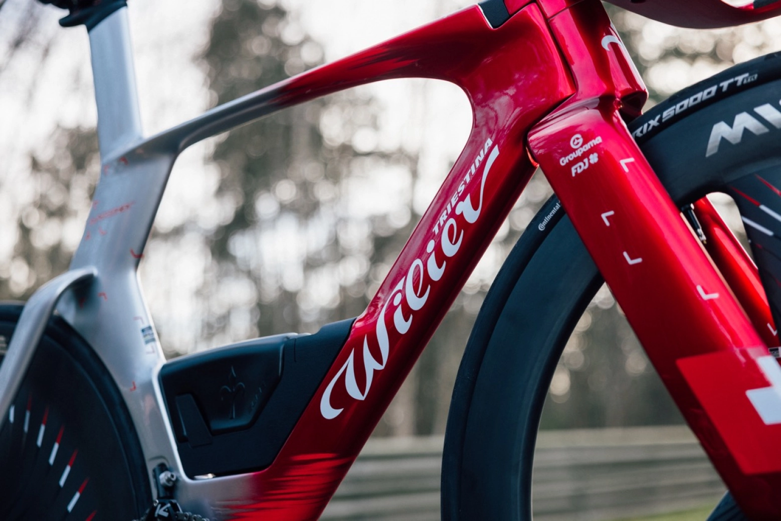 A tribute to speed worth over 30,000 €, that's Stefan Küng's Wilier Supersonica SLR