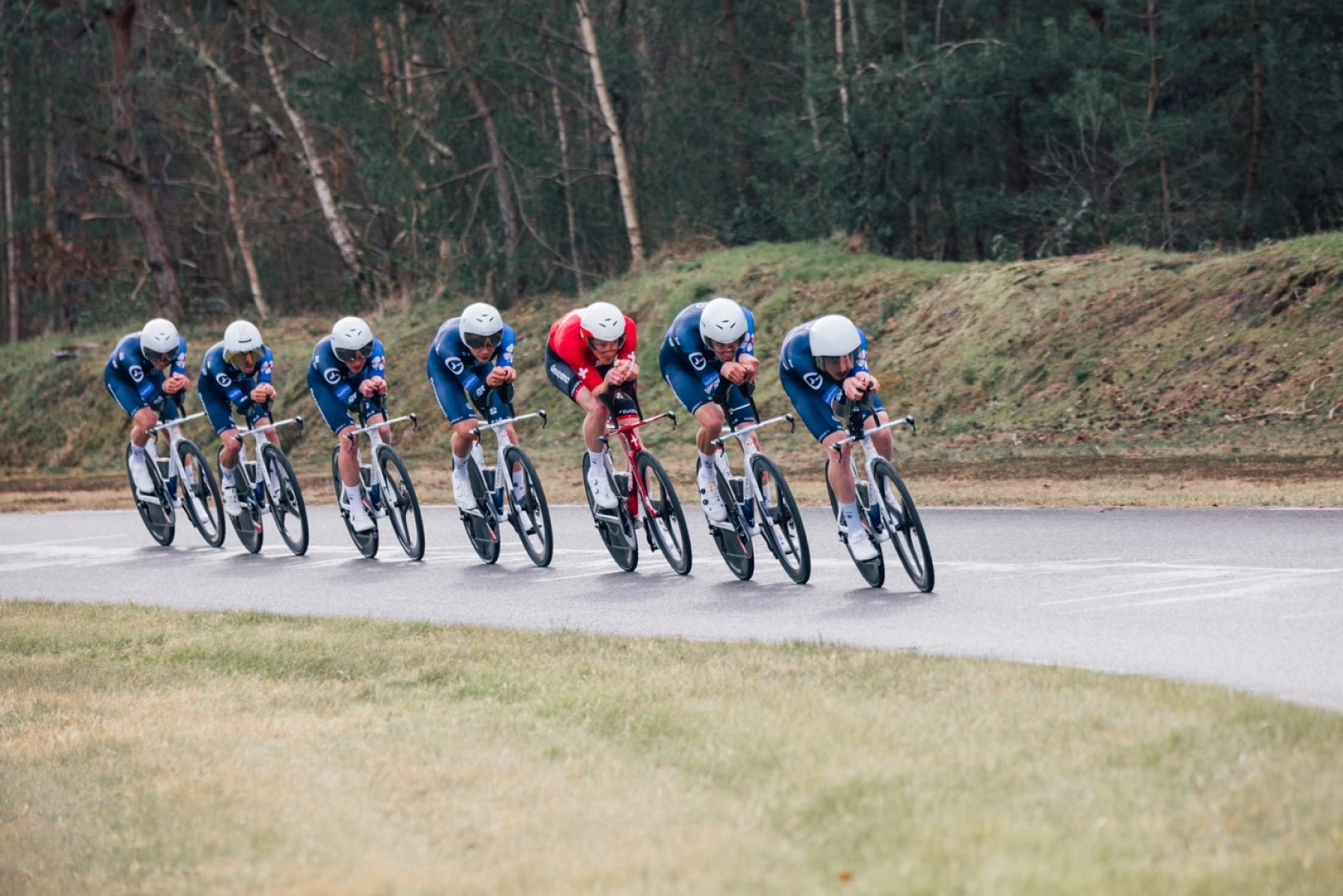 A tribute to speed worth over 30,000 €, that's Stefan Küng's Wilier Supersonica SLR