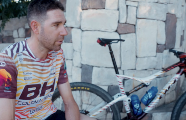 David Valero présente et explique tout son matériel et ses stratégies pour cette Cape Epic 2025