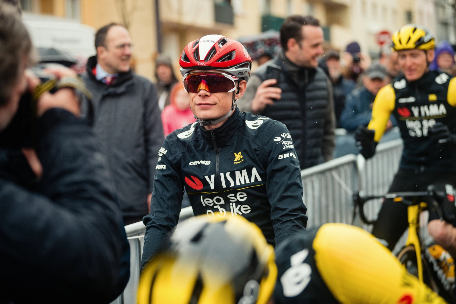 Jonas Vingegaard abandons the Paris-Nice 2025