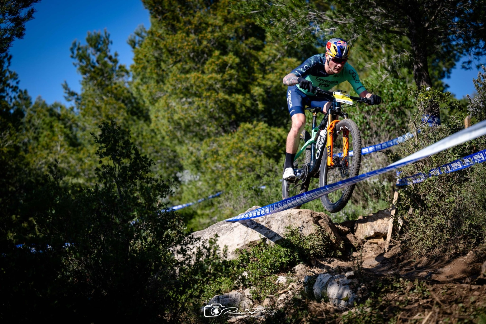Simon Andreassen gana en Marsella con una horquilla prototipo de FOX